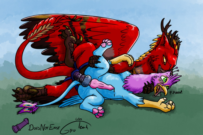 Gyro getting pegged by a gryphon hen.